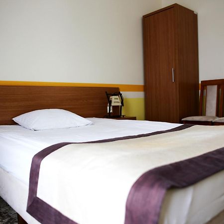 Hotel Folklor Międzyrzec Podlaski Chambre photo