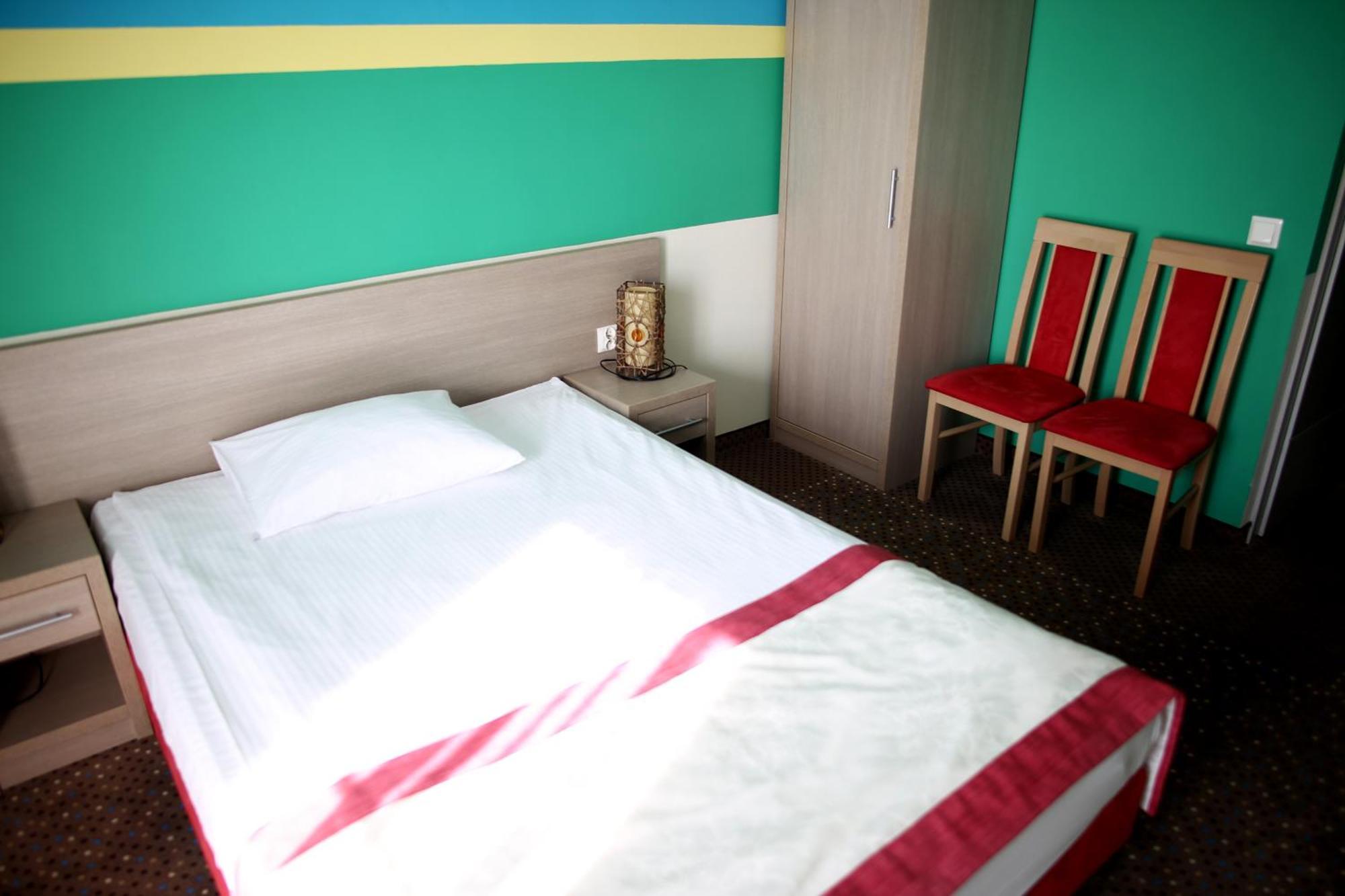Hotel Folklor Międzyrzec Podlaski Chambre photo